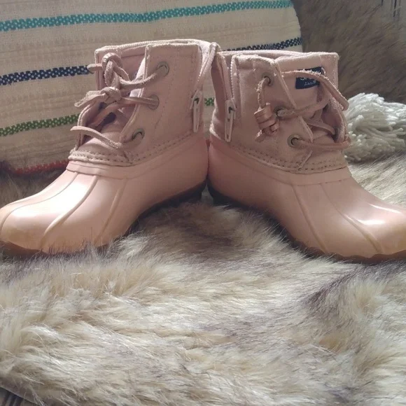 Sperry Pink Saltwater Boots - Picture 3 of 8